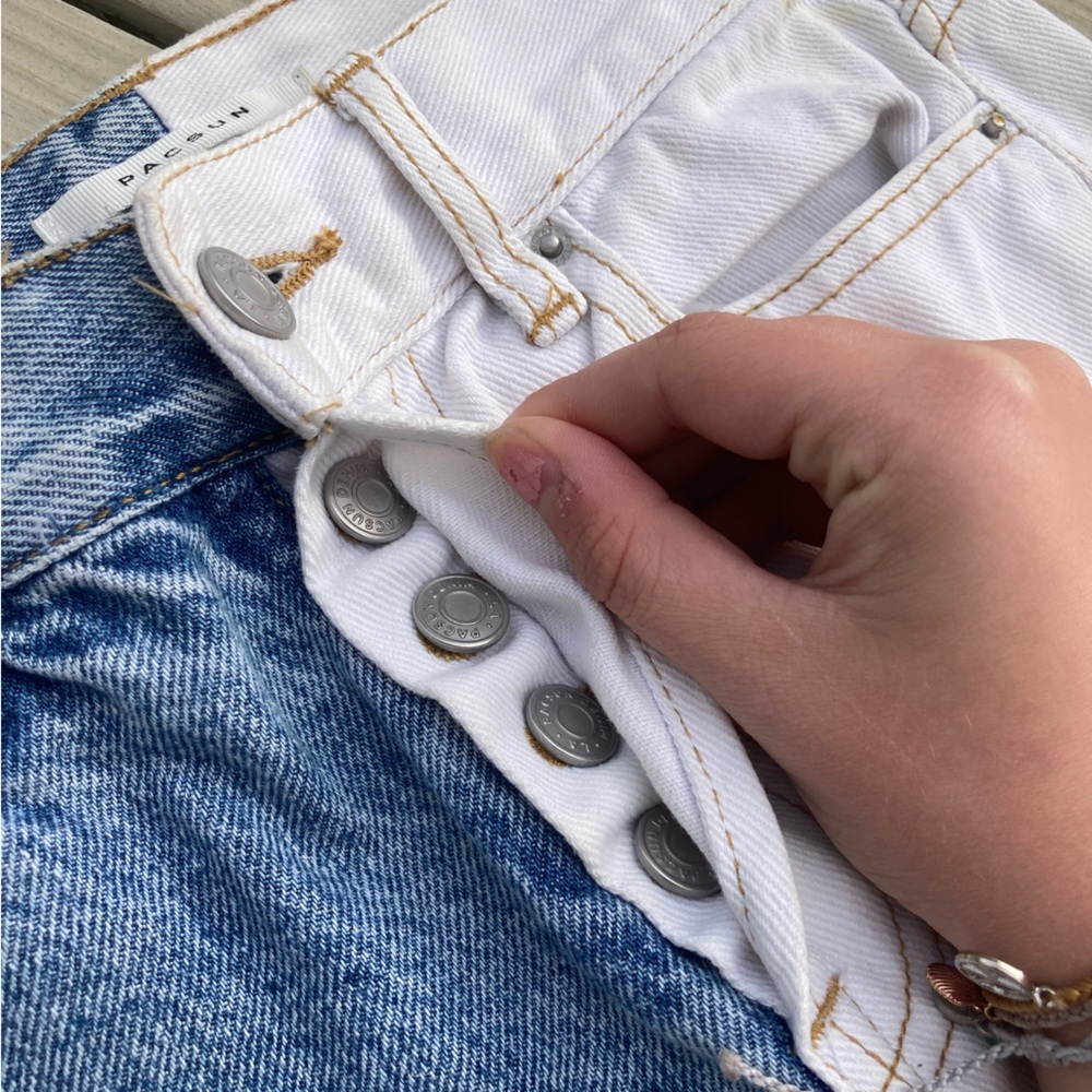 Women's PacSun High Rise Straight Leg Jeans. Size 22 (00) - Picture 4 of 4